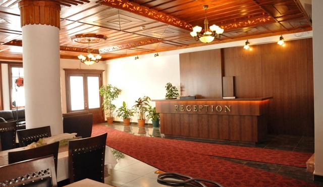 Simre Otel