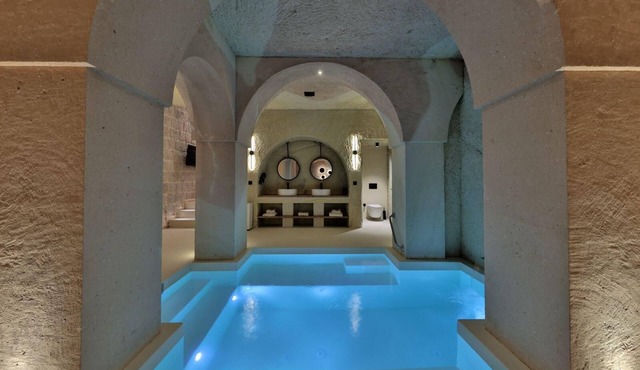 Simurg Cave House