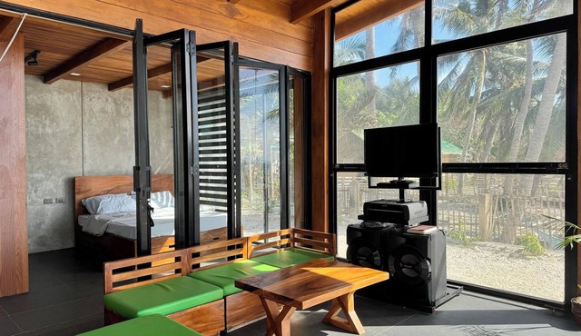 Sinag Beachfront Cabin in Isla Verde, Batangas