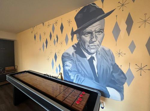 Sinatra Suite-Block from Ocean Casino & Waterpark