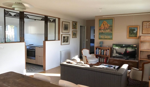 Single-floor house in Chartres, cathedral view, accessible