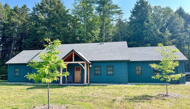 Single-level 3-bedroom house with AC, WiFi in Waitsfield