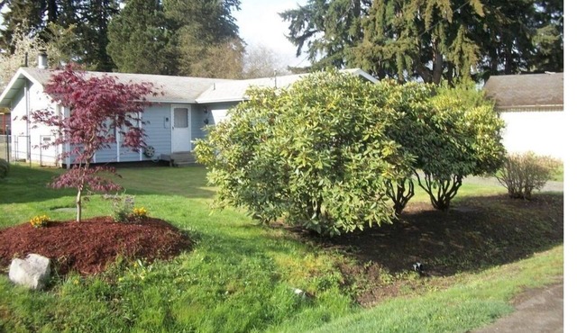 Single Level home, fenced yard, and a garage