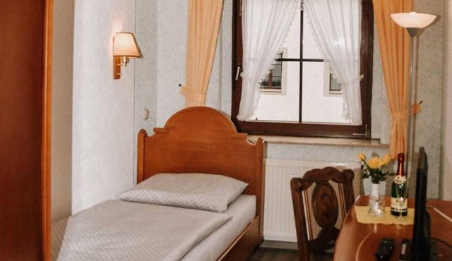 Single room 4 - Pensionsgasthof Deutsches Haus