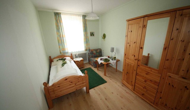 Single room B & B - Gasthof Zum Kramer *