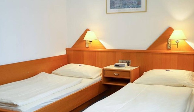 Single Room Plus - Pension Better