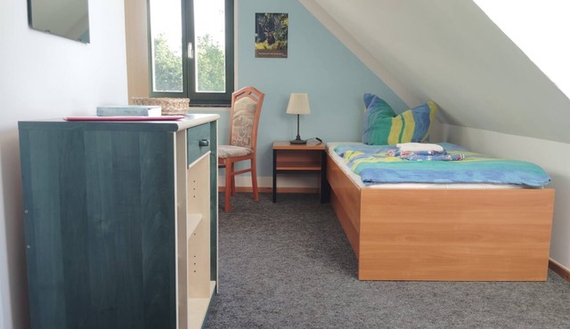 Single room (room 25) with extra bed - Gästehaus EJS e.V. Eggesin