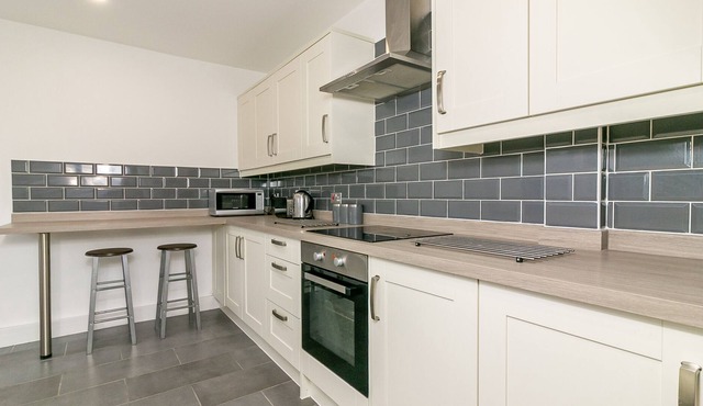 Single room shared washroom facilities & Garden View