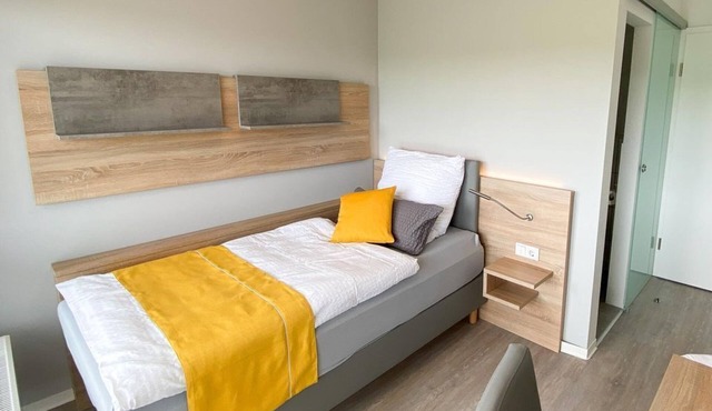 Single room, shower WC - Boardinghouse Breitscheid