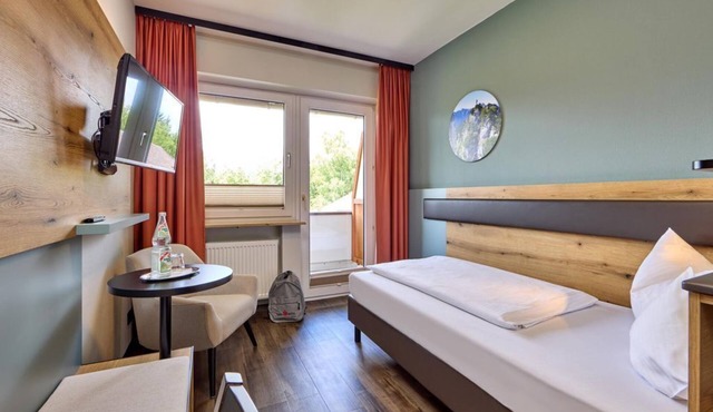 Single room with mountain view - Aura Hotel Saulgrub GmbH