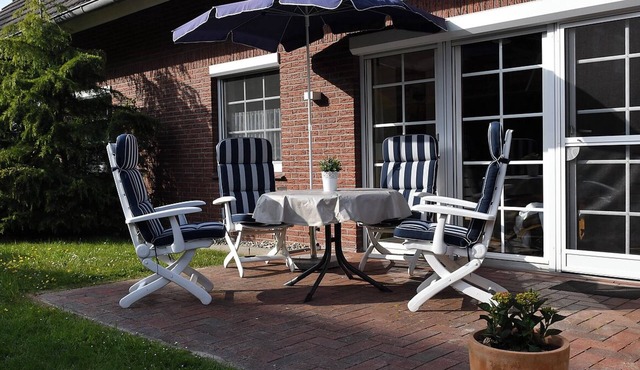 single-storey quiet apartment with garden in a central location of Greetsiel