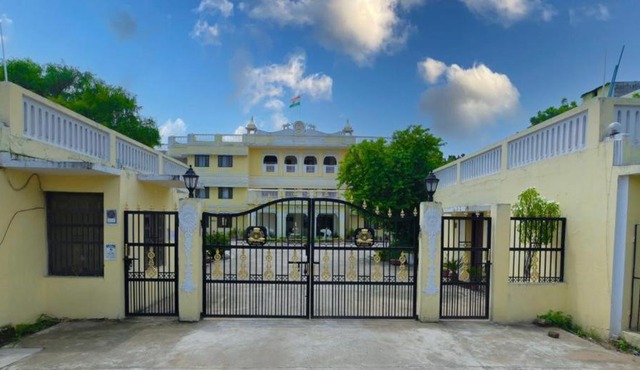 Singrauli Palace Heritage Hotel