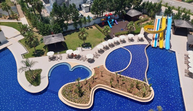 Sirius Town Residence & SPA Heated Indoor Pool, Hammam, Sauna, GYM, Outdoor Pool