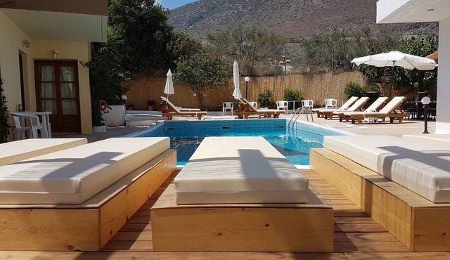 Sirocco Apartments