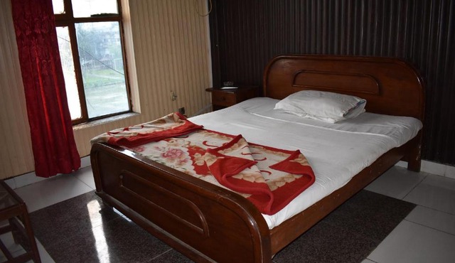 Sitara Hotel