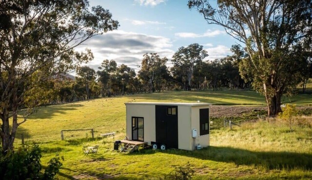 Sithuri Tiny House by Tiny Away