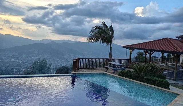 Six bedrooms immaculate luxurious Villa with pool and private cascade