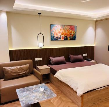 Sixtyone stays -Premium Stays