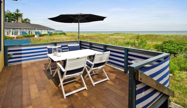 Skærven Beachfront Apartment B