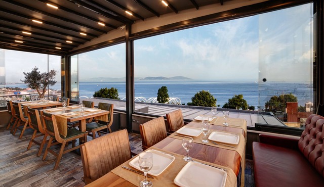 Skalion Hotel