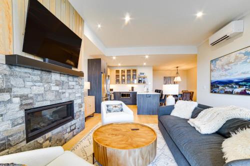 Ski-in/Out Townhome w/Views at Okemo Resort!