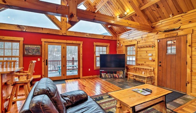 Ski Lodge Mtn Retreat w/Fire Pit, Deck & Views!