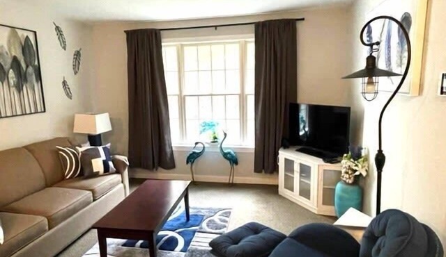 Ski On/Off Winter Mountain Suite Jiminy Peak- Sleeps4- Home Away From Home