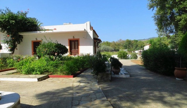 Skiathos Troulos Studios 500 Metres From the Beach Surrounded by Pine Trees