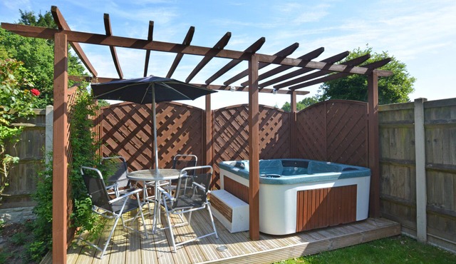 Skipjack - One Bedroom Apartment, Sleeps 2