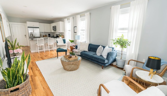 Sky Blue: Spacious, Close to Yale & Downtown New Haven!