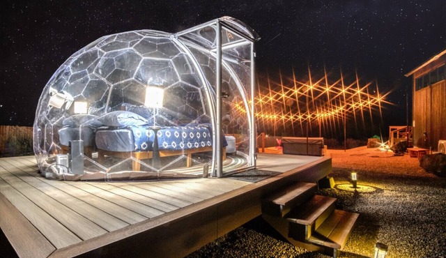 Sky Dome Getaway w/Hot Tub, Deck Hammocks & BBQ