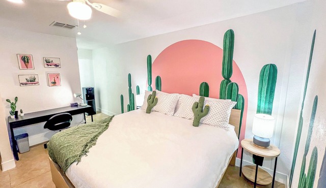 Sky Harbor Studio: 5 Min to Airport & Downtown PHX