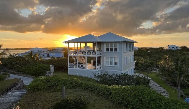 Sky High Panoramic Views, Dock Slip, Steps to Tahiti Beach - Hope Town