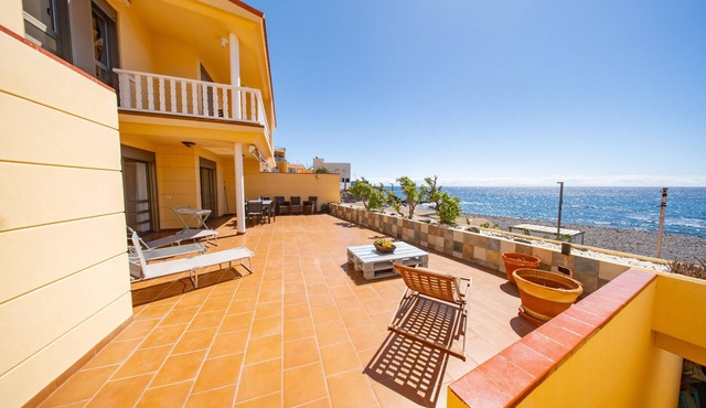 Sky & Sea The House by the Beach