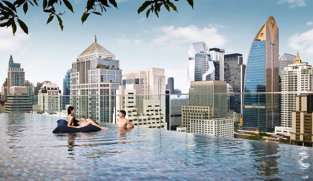 Sky Studio/Midtown/Monthly