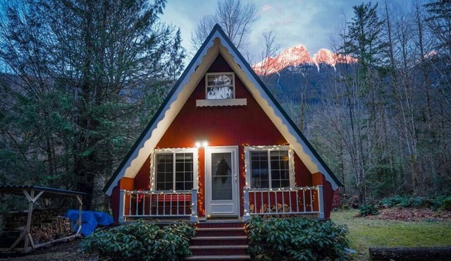 Sky Valley A-Frame near Stevens Pass, U.S. 2