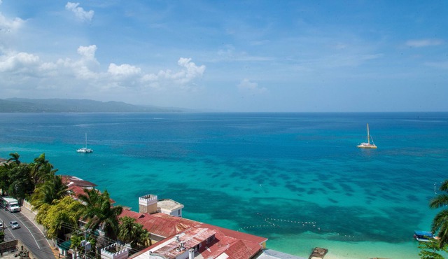 Sky View Beach Studio