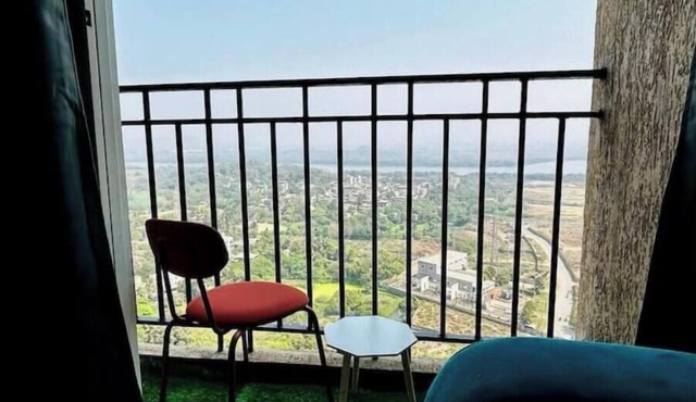 Skyline Hideaway On 20+ Floor The Cozy Den!