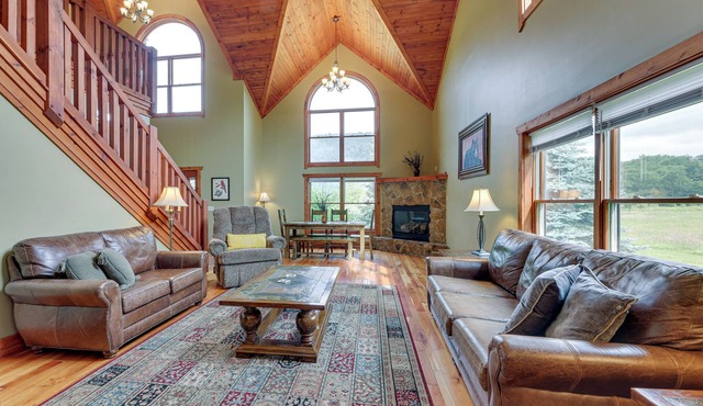 Slaty Fork Home ~ 6 Mi to Snowshoe Mountain Resort