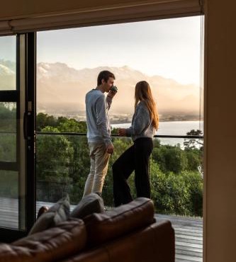 Sleek, Elevated Views, Hidden - KK43103