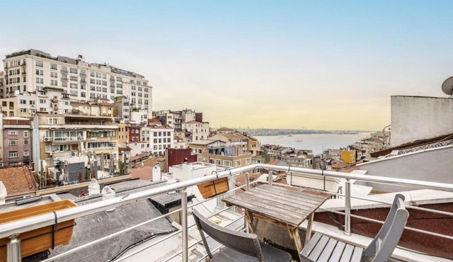 Sleek Flat with Excellent View in Cihangir