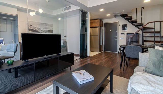 Sleek Residence Flat With Great Location in Sisli