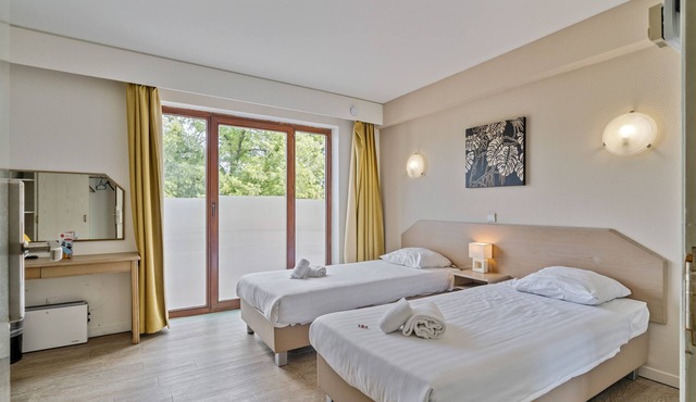 Sleep & Go Brussels South - Comfort Studio - Twin