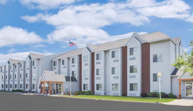 Sleep Inn & Suites Fond du Lac