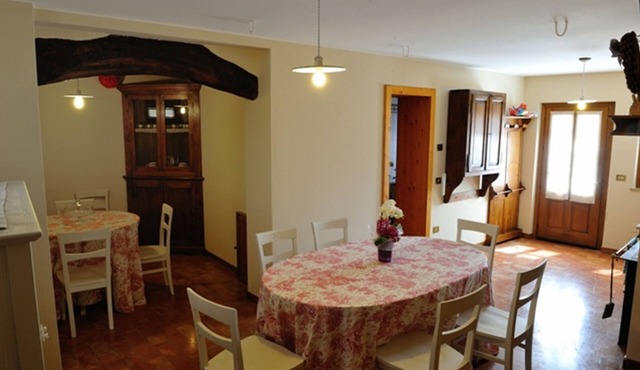 Sleeping in the Prosecco Hills. House suitable for families or groups of friends.
