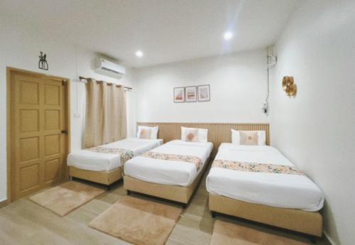 Sleeping Shine by DeliZia Satun พักได้ 9-10 ท่าน