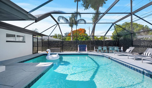 Sleeps16 heated Pool Clearwater Beach BBQ Fire Pit