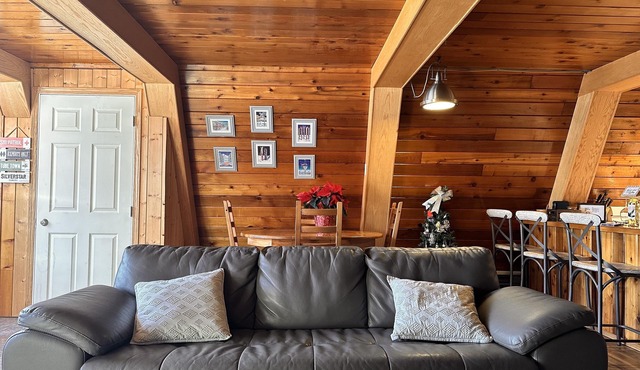 Slope-Side Bliss: A-Frame Haven with Private Hot Tub (Sleeps 7)