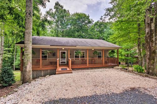 Slopes, Trails & More! Beech Mountain Home w/Deck