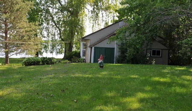 Small cute waterfront cottage for a small family (up to 2+2) or a pair